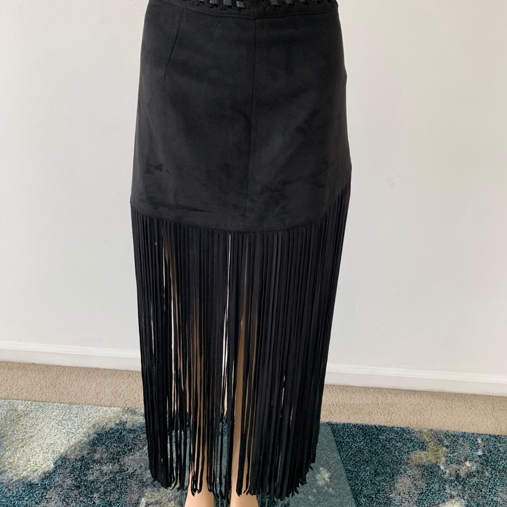 H&M Swayed Skirt